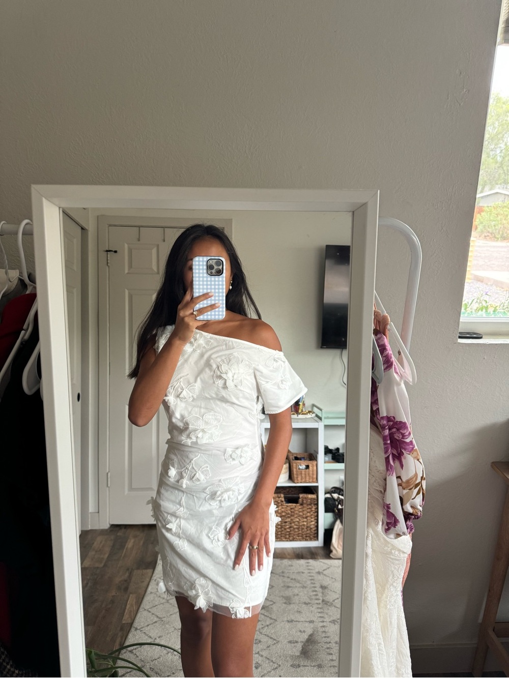 Suboo One-Shoulder White Floral Appliqué Mini Dress size small